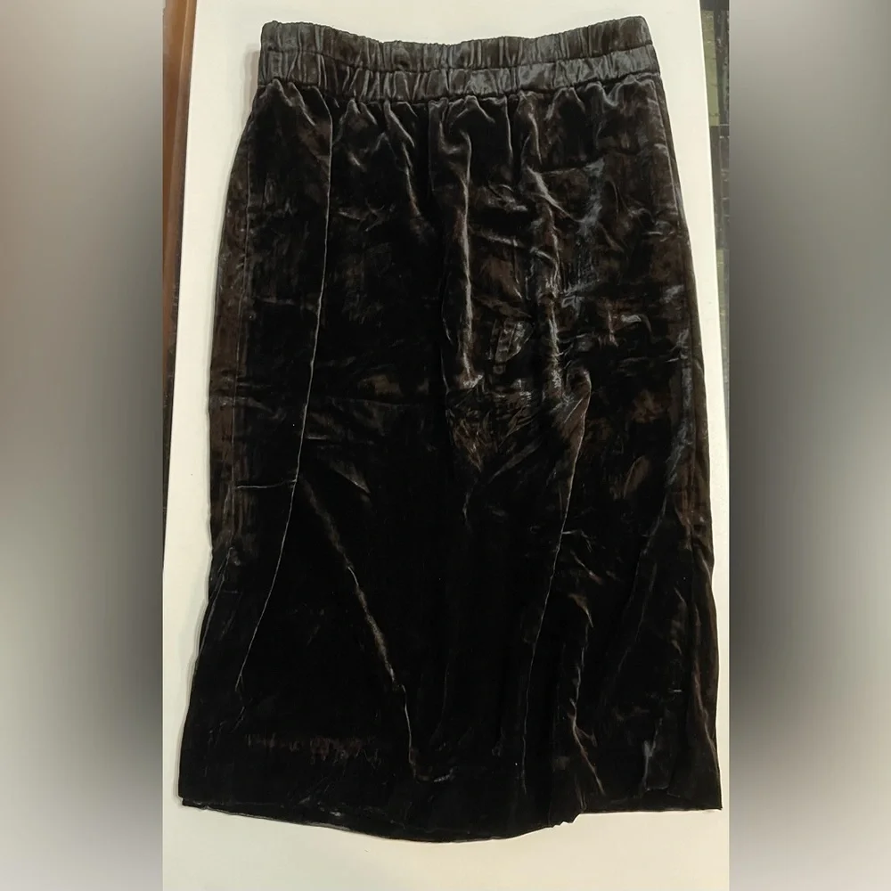 J. Crew Black Velvet Pencil Skirt NWT sz L - Picture 1 of 5